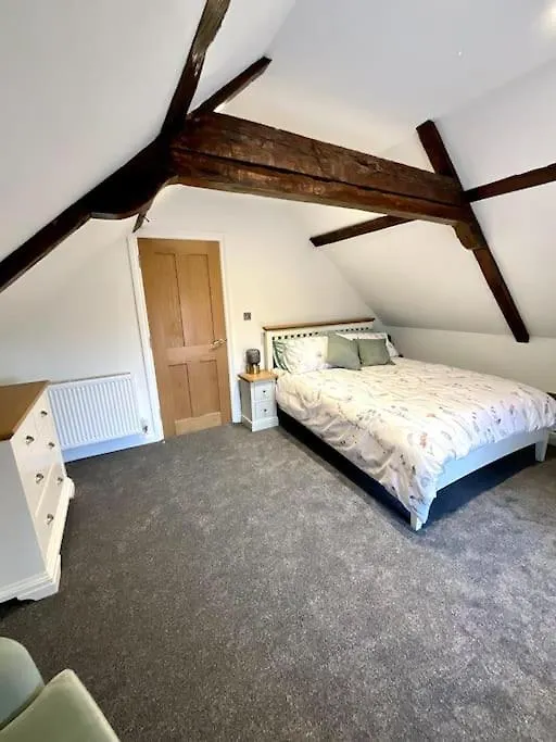 Apt D In Old Grade 2 Converted Farmhouse Market Weighton
