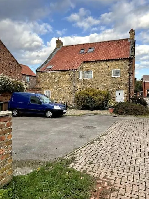 Apartment Apt D In Old Grade 2 Converted Farmhouse Market Weighton
