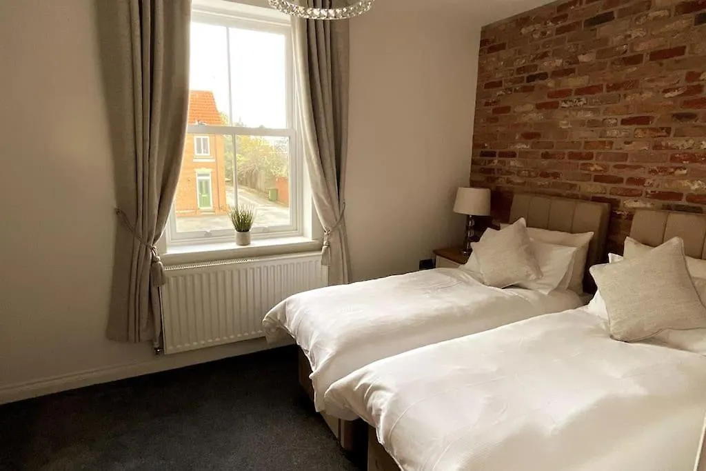 Apartment Apt D In Old Grade 2 Converted Farmhouse Market Weighton United Kingdom